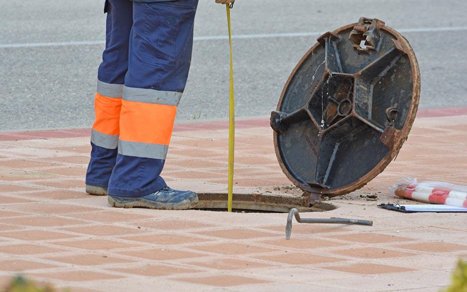 comment déboucher un évier Courdimanche