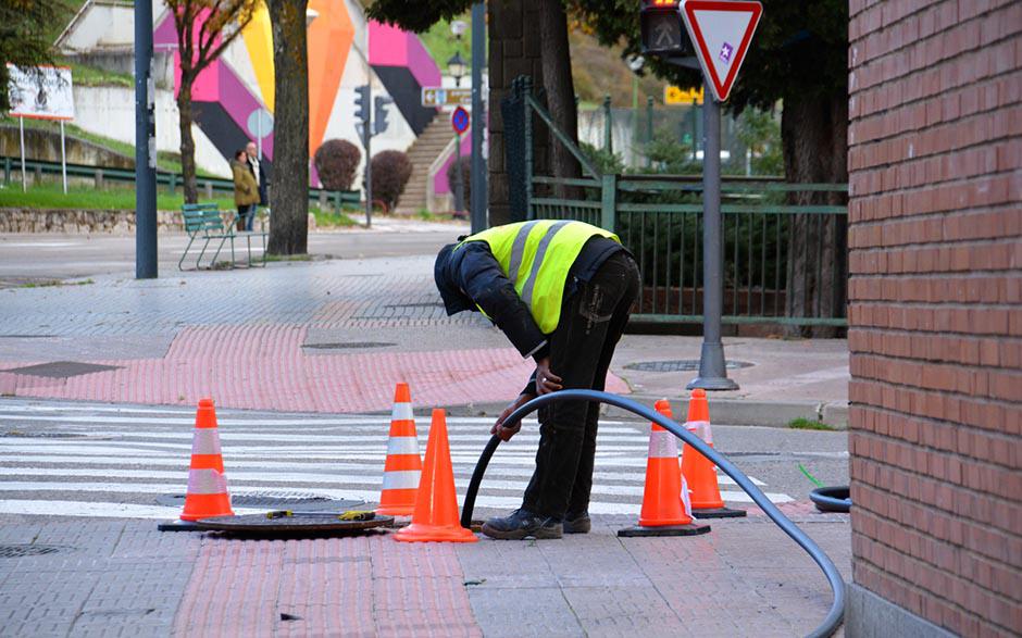 comment déboucher un wc Montesson